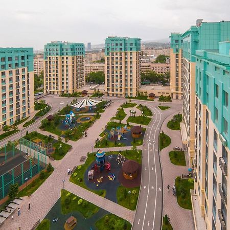 Ferienwohnung Manica Gagarin Park Almaty Exterior foto