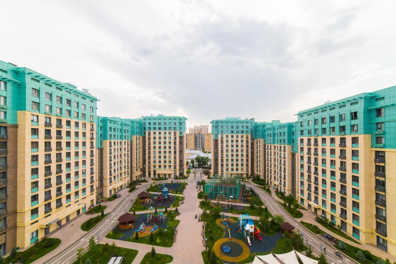 Ferienwohnung Manica Gagarin Park Almaty Exterior foto