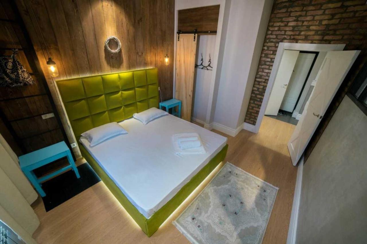 Ferienwohnung Manica Gagarin Park Almaty Zimmer foto